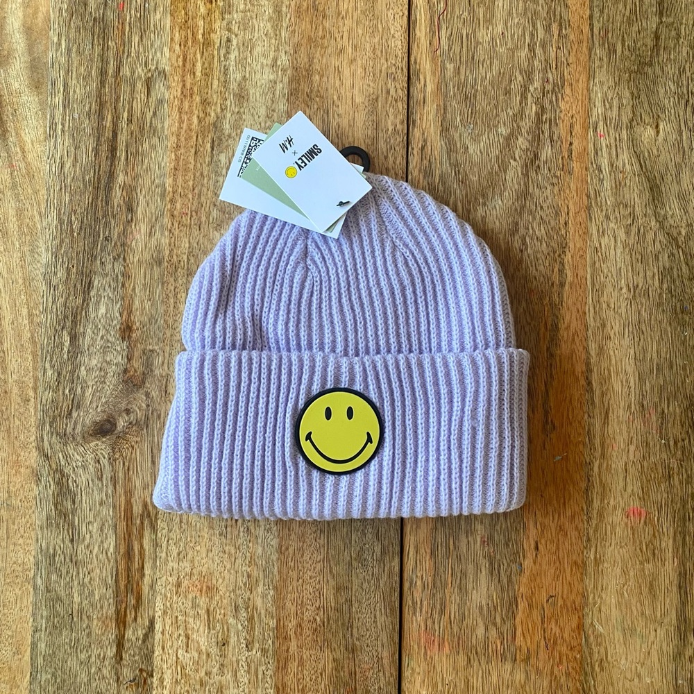 (NWT) H&M Smiley Ribbed Hat - Picture 2 of 4